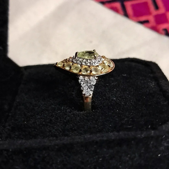 *RARE* Yellow-Green Chrysoberyl & Zircon Double Halo Ring. - Picture 5 of 11